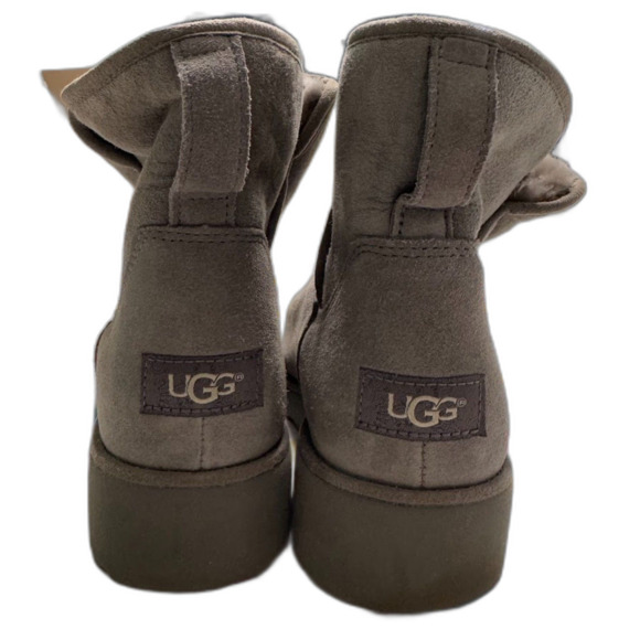 UGG Australia Women's Kristin Boot Grey Size 9 | Gently Used | Warm Ankle Bootie - Picture 2 of 7